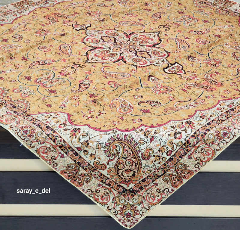 رومیزی( بقچه) ترمه یک در یک کرم 15001