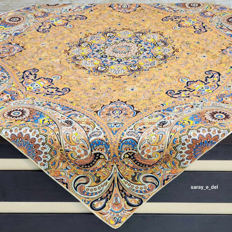 رومیزی( بقچه) ترمه یک در یک کرم 15054