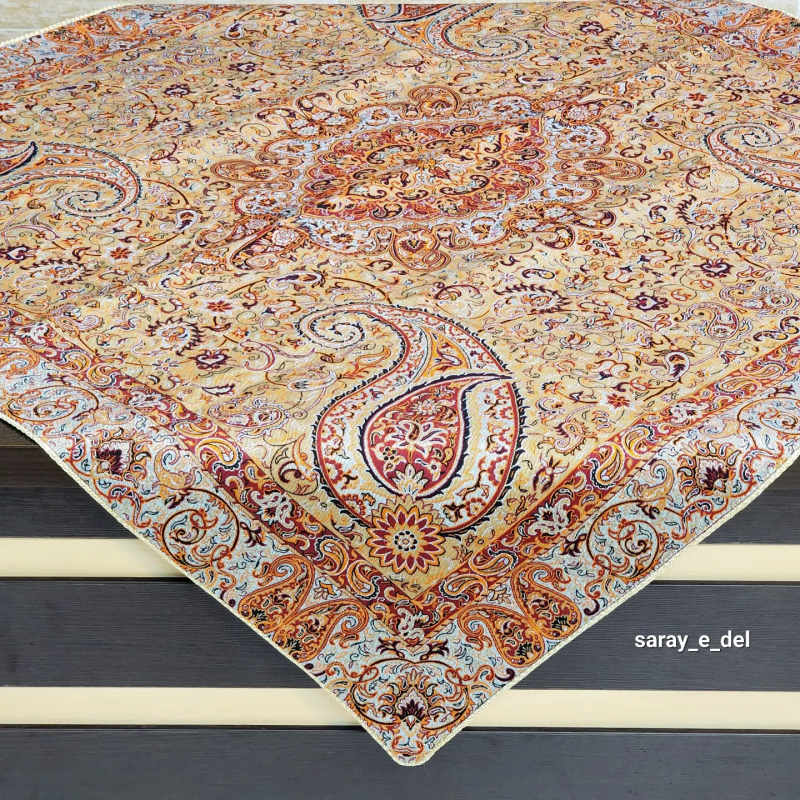 رومیزی( بقچه) ترمه یک در یک کرم 15015