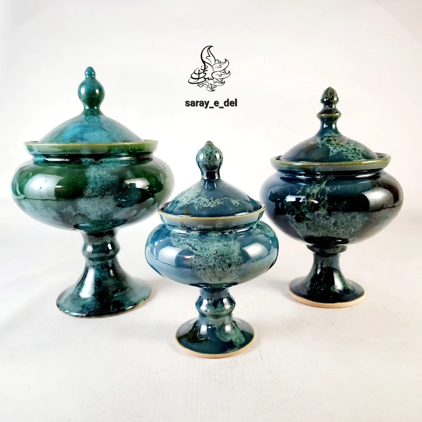 شکلات خوری پایه دار سفالی32004